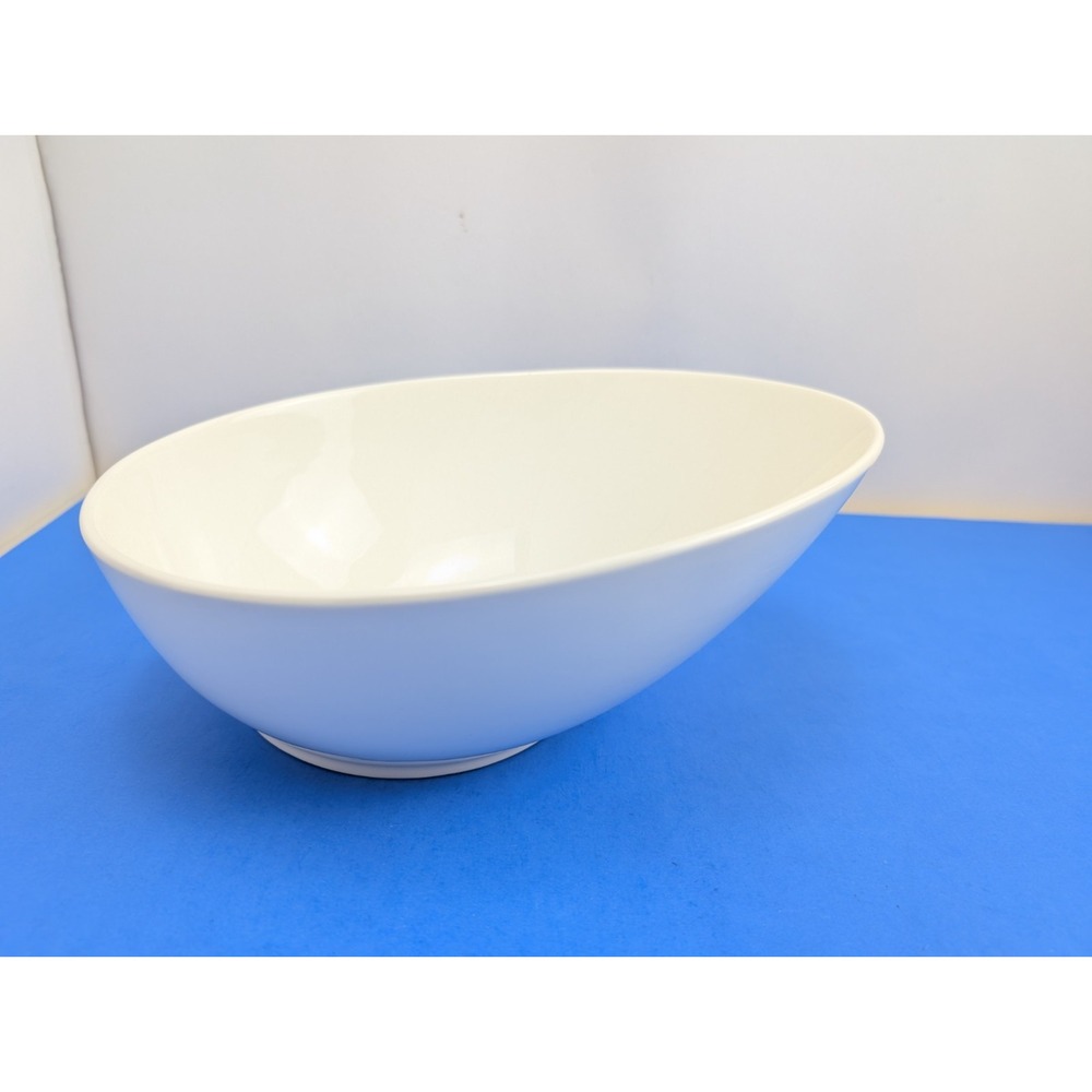 Crate & Barrel Curved Slanted Wave White Large Serving Bowl 11"